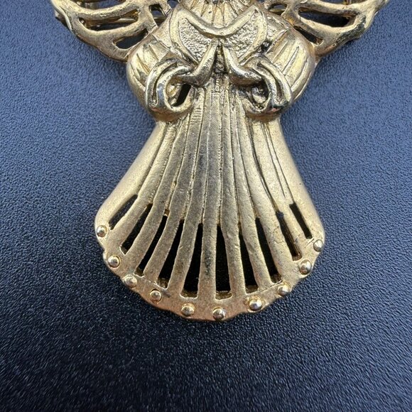 Vintage Danecraft Gold Tone Angel Brooch Pin Filigree Design With Praying Pose A - Picture 4 of 6